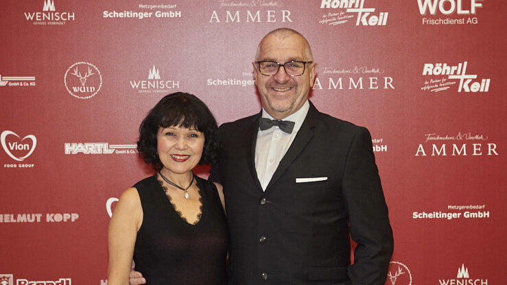 Die Metzgerzunft hat am Samstagabend in die Joseph-von-Fraunhofer-Halle eingeladen. Die Metzgerzunft hat am Samstagabend in die Joseph-von-Fraunhofer-Halle eingeladen.