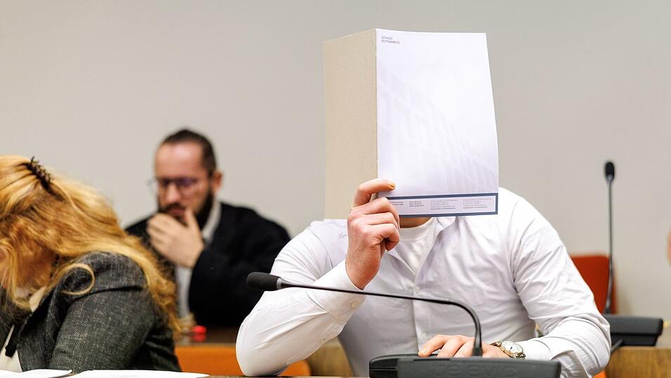 Der 28-Jährige hatte zum Prozessauftakt ein umfangreiches Geständnis abgelegt. (Archivbild) Der 28-Jährige hatte zum Prozessauftakt ein umfangreiches Geständnis abgelegt. (Archivbild)