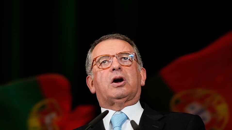 Der Sozialist Ant&oacute;nio Jos&eacute; Seguro geht als haushoher Favorit in die Stichwahl um das portugiesische Pr&auml;sidentenamt. (Archivbild)