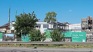 F&uuml;r das BayWa-Gel&auml;nde wurde vom Landratsamt die Aufstellung eines Bebauungsplans beantragt. Damit soll die dringend erforderliche Erweiterung des Gymnasiums erm&ouml;glicht werden.