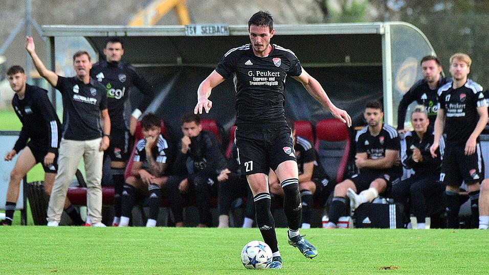 Das Tor zum 1:1 f&uuml;r Seebach durch Patrick Pfisterer war zu wenig, sein Team unterlag im niederbayerischen Duell beim FC Sturm Hauzenberg am Ende mit 1:4 nach Toren.