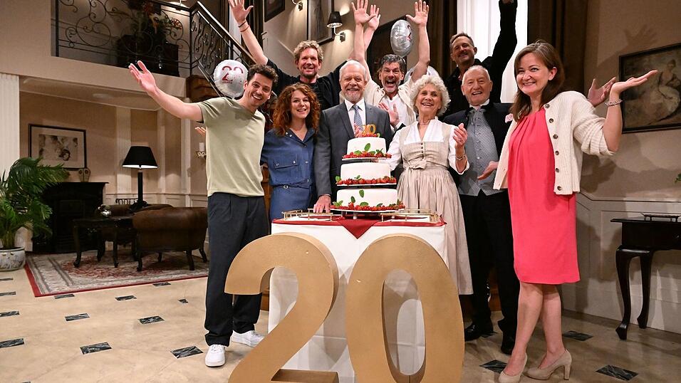 Torte für den Dauerbrenner: 2025 wurde großes Jubiläum gefeiert (Archivfoto). Torte für den Dauerbrenner: 2025 wurde großes Jubiläum gefeiert (Archivfoto).