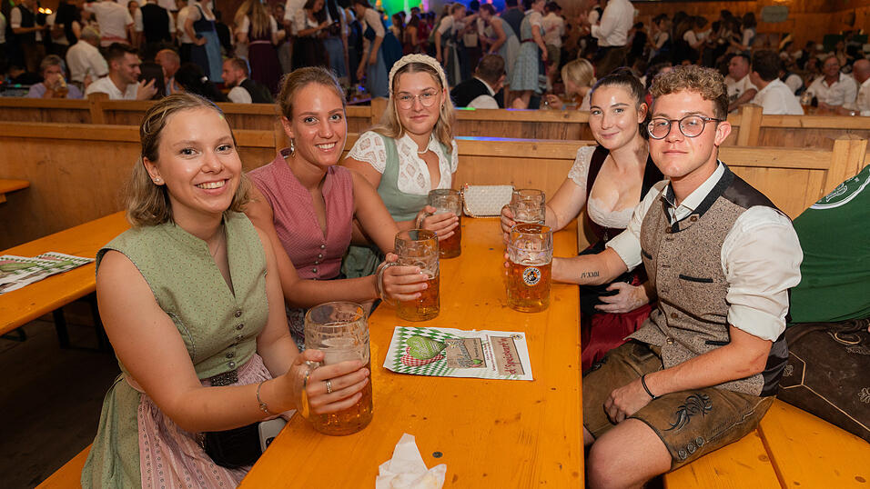 Die Partybilder vom Montag, 21. August 2023, aus dem Festzelt Weckmann.