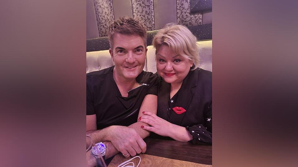 Die Stylisten Timo Krones und Betty Amrhein geben Workshops, in denen die Teilnehmer lernen k&ouml;nnen, wie sie sich optimal f&uuml;r das Volksfest in Schale werfen.&nbsp;