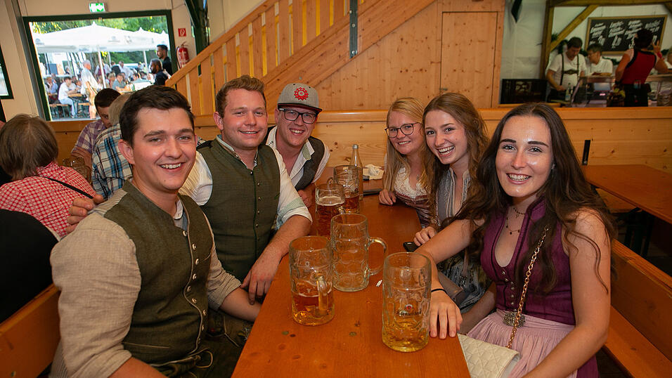 Die Partybilder vom Sonntag, 21. August 2022, aus dem Festzelt Nothaft. 
