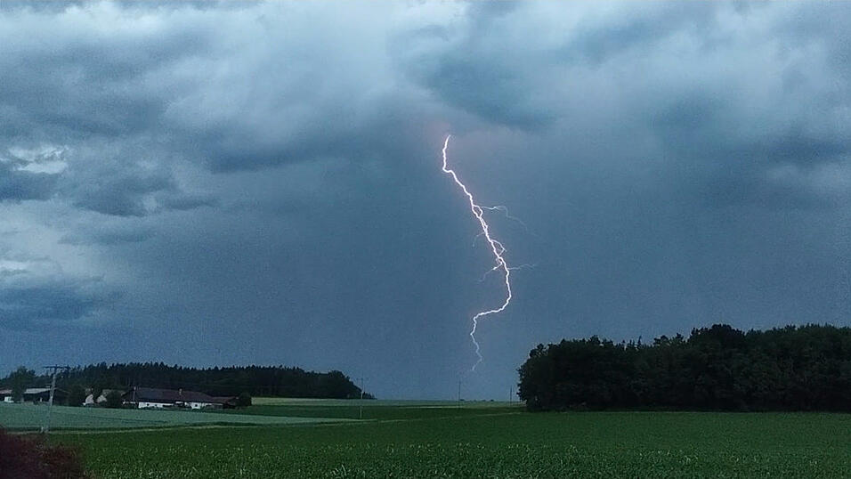 Auch in Leiblfing waren Blitze zu sehen.