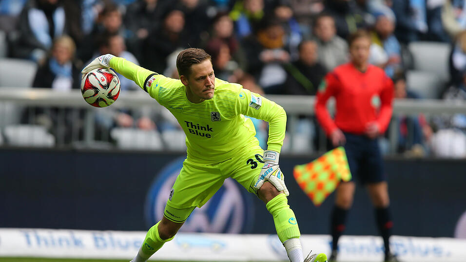 Vitus Eicher erhielt im ersten Spiel unter dem neuen Trainer Torsten Fröhling seine Chance im 'Löwen'-Tor. (Foto: sampics/Augenklick)