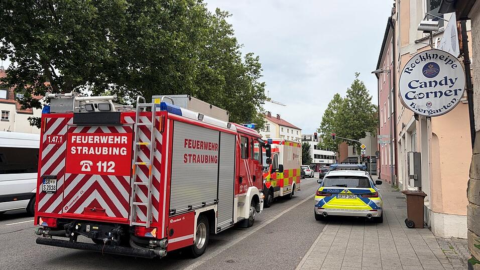 Die Freiwillige Feuerwehr wurde gegen 15 Uhr alarmiert. Die Freiwillige Feuerwehr wurde gegen 15 Uhr alarmiert.