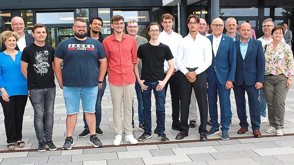 Die Techniker für Umweltschutztechnik und regenerative Energien dürfen sich auch Energieberater nennen.