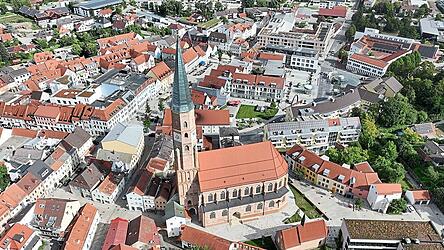 Das M&uuml;nster St. Johannes aus einer nicht minder interessanten Perspektive.