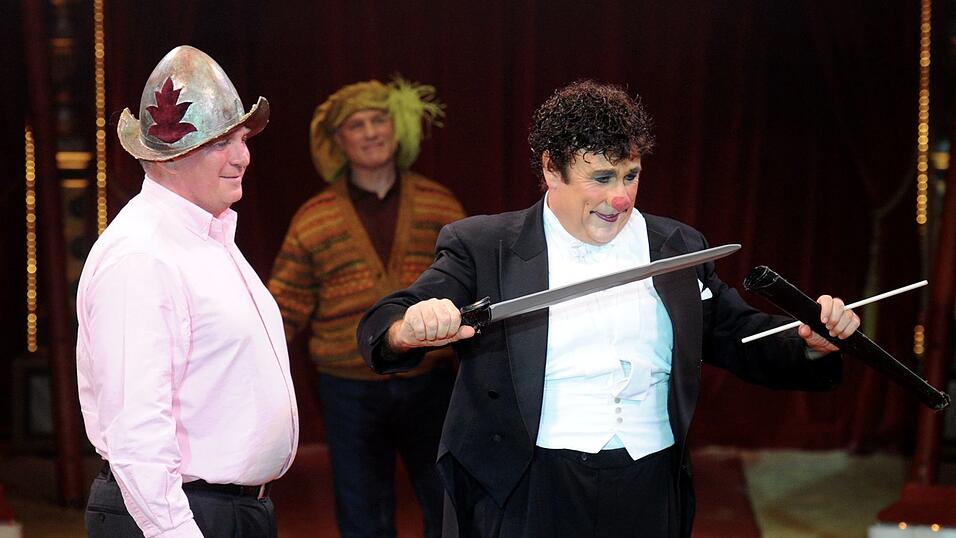 Auch Prominente traten über die Jahre in der Manege auf, wie Uli Hoeneß im Jahr 2010. Auch Prominente traten über die Jahre in der Manege auf, wie Uli Hoeneß im Jahr 2010.