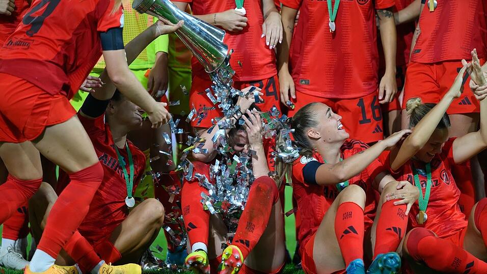 In der &laquo;Football Money League&raquo; kletterten die M&uuml;nchnerinnen unter die weltweit zehn umsatzst&auml;rksten Clubs.