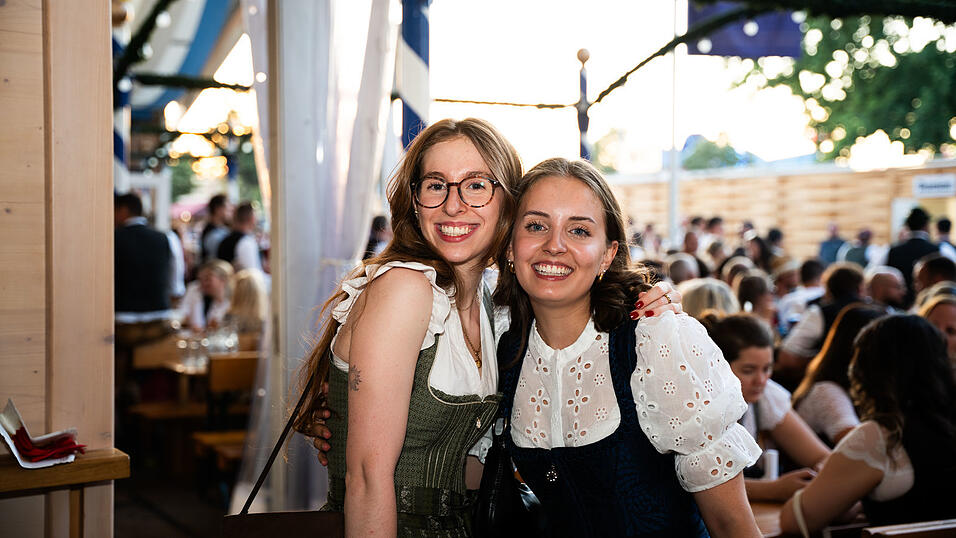 Die Partybilder vom Samstag, 15. August, aus dem Festzelt Reisinger. Die Partybilder vom Samstag, 15. August, aus dem Festzelt Reisinger.