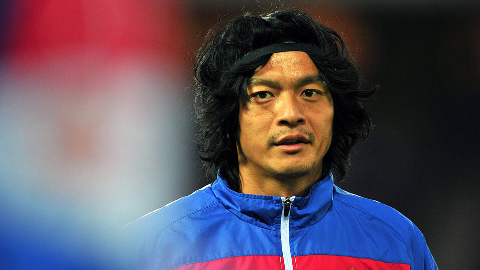 August 2011: Japans Ex-Nationalspieler Naoki Matsuda (34) stirbt, nachdem er zwei Tage zuvor im Training bei seinem Verein Matsumoto Yamaga einen Kreislaufkollaps erlitten hatte. August 2011: Japans Ex-Nationalspieler Naoki Matsuda (34) stirbt, nachdem er zwei Tage zuvor im Training bei seinem Verein Matsumoto Yamaga einen Kreislaufkollaps erlitten hatte.