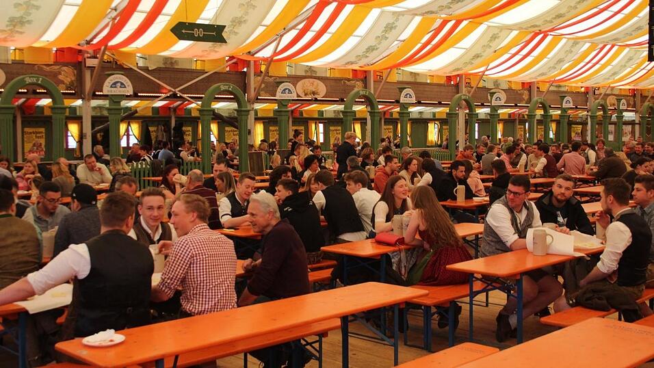 Die sch&ouml;nsten Bilder vom 21. Starkbierfest in Landshut.