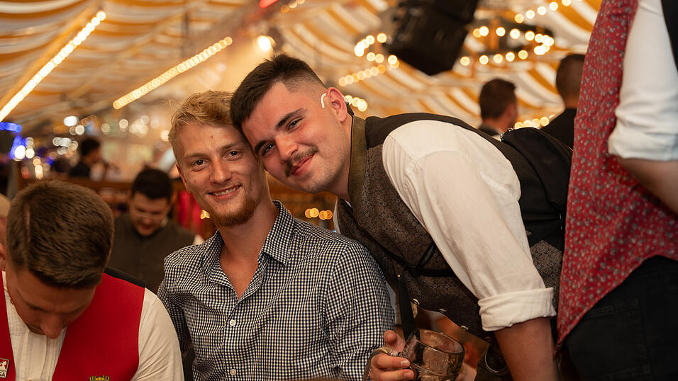 Die Partybilder vom Samstag, 12. August 2023, aus dem Festzelt Nothaft. Die Partybilder vom Samstag, 12. August 2023, aus dem Festzelt Nothaft.