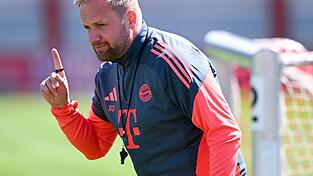 Alles h&ouml;rt auf sein Kommando: Aaron Danks beim Abschlusstraining in Aktion.