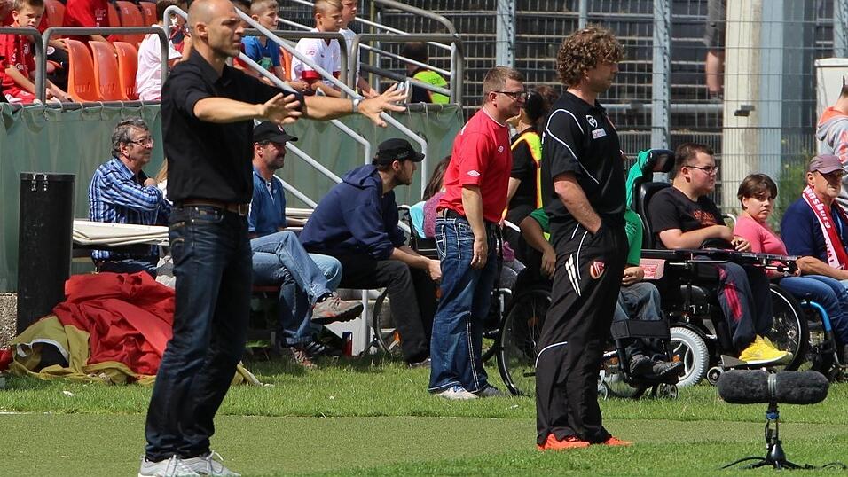 Der SSV Jahn Regensburg empfing am Samstagnachmittag den FC Energie Cottbus. (Foto: Fabian Ro&szlig;mann)