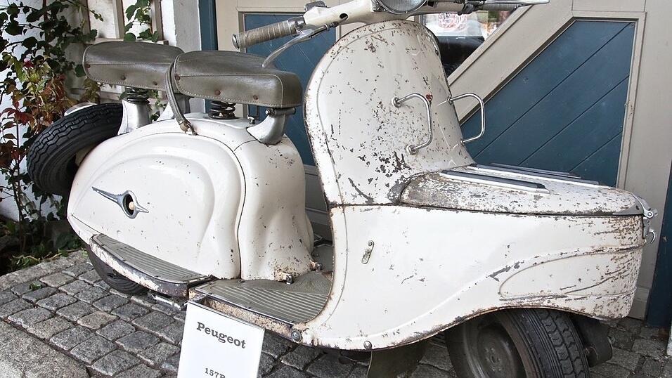 Viele Schmuckstücke wie den Peugeot-Roller von 1957 galt es zu bewundern. Viele Schmuckstücke wie den Peugeot-Roller von 1957 galt es zu bewundern.