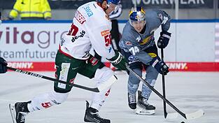 Les Lancaster (r) wechselt von München zu den Eisbären Berlin. (Archivbild) Les Lancaster (r) wechselt von München zu den Eisbären Berlin. (Archivbild)