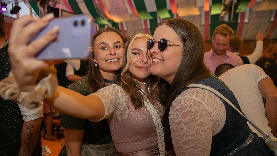 Die Partybilder vom Samstag, 13. August 2022, aus dem Festzelt Weckmann.