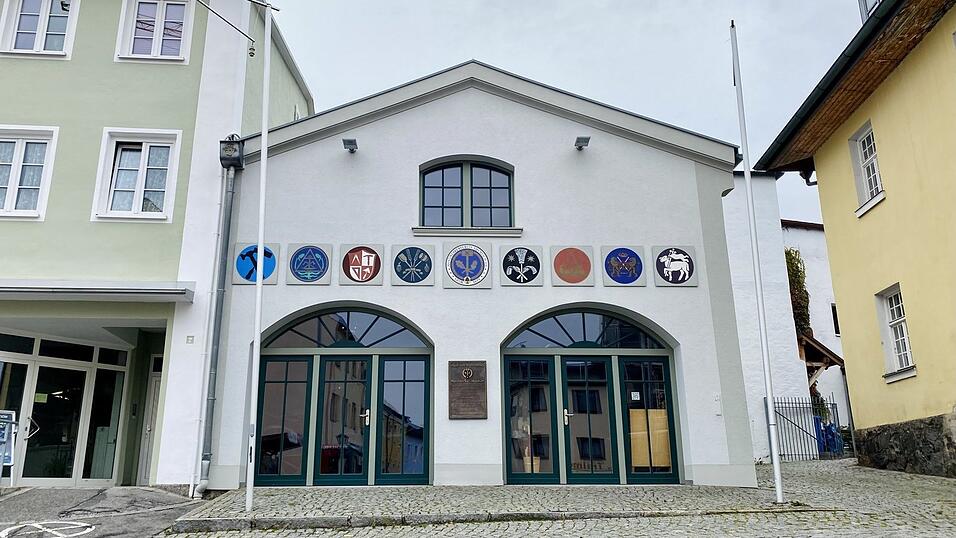 Im Haus des Handwerks in Viechtach finden regelm&auml;&szlig;ig Treffen unter Handwerkern statt. L&auml;ngst nicht in allen ostbayerischen Regionen werde das Handwerk so gelebt, sagt Alexander Stahl von der Handwerkskammer.