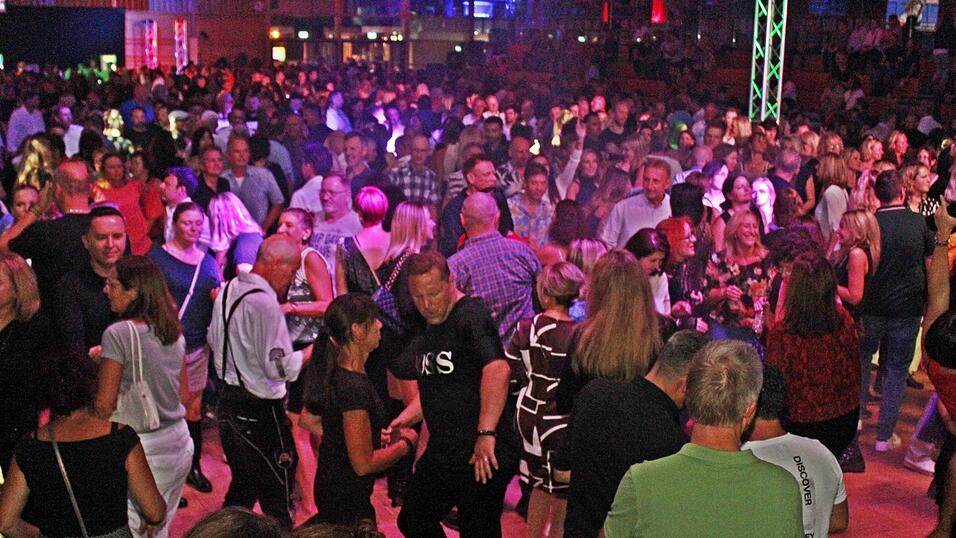 Beste Stimmung herrschte bei der Eskara-&Uuml;30-Party.