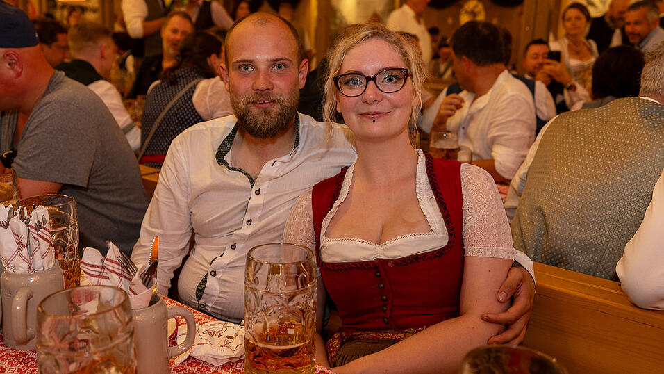 Die Partybilder vom Freitag, 9. August 2024, aus dem Festzelt Kr&ouml;nner.