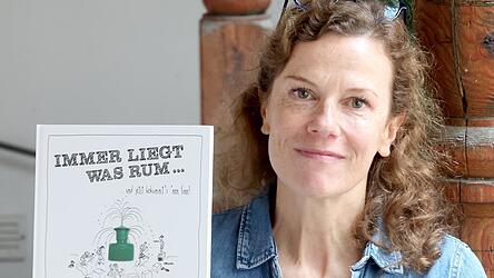 Martina Stehr mit ihrem Buch