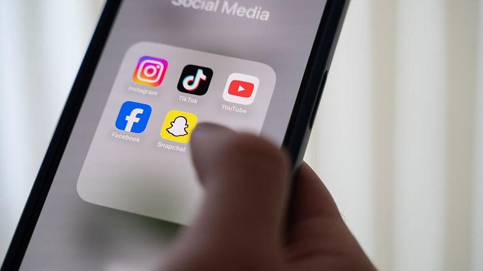 Apps f&uuml;r soziale Medien haben sehr unterschiedliche Funktionen. (Illustration)