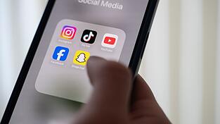 Apps f&uuml;r soziale Medien haben sehr unterschiedliche Funktionen. (Illustration)