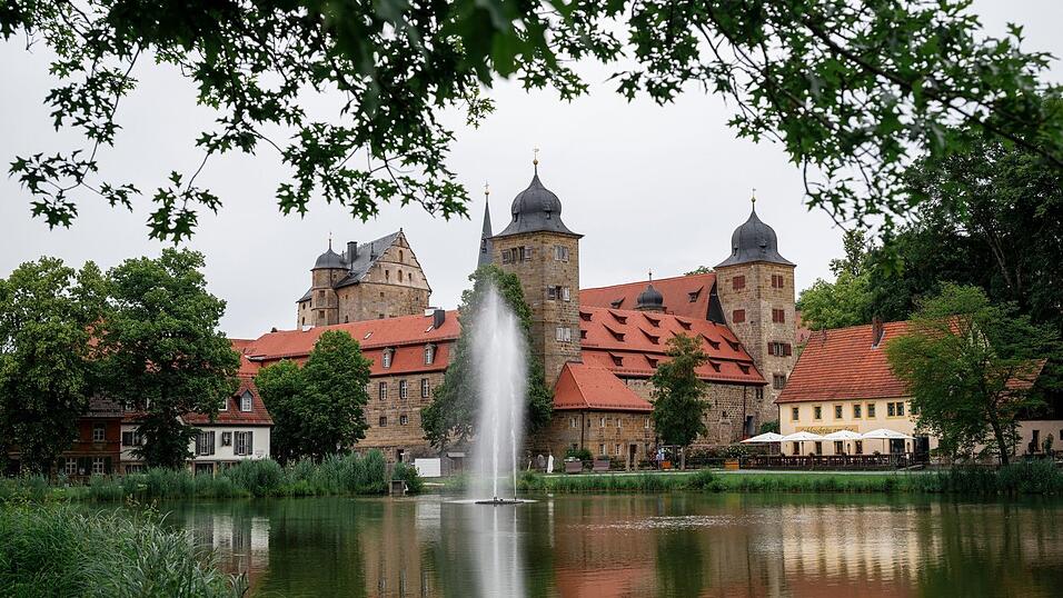 Auf Schloss Thurnau fand der Ehrenabend des Bezirks Oberfranken statt. (Archivbild) Auf Schloss Thurnau fand der Ehrenabend des Bezirks Oberfranken statt. (Archivbild)