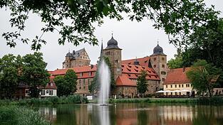 Auf Schloss Thurnau fand der Ehrenabend des Bezirks Oberfranken statt. (Archivbild) Auf Schloss Thurnau fand der Ehrenabend des Bezirks Oberfranken statt. (Archivbild)