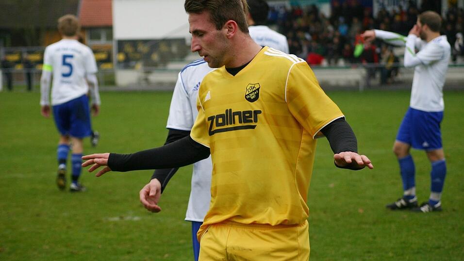 Die DJK Vilzing gewinnt auch das Verfolgerduell gegen den TSV Bad Abbach. (Foto: Fabian Roßmann) Die DJK Vilzing gewinnt auch das Verfolgerduell gegen den TSV Bad Abbach. (Foto: Fabian Roßmann)