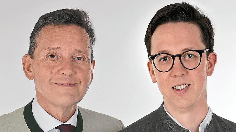 Seit 1988 setzt Festwirt Anton Nothaft (links) beim G&auml;ubodenvolksfest auf Tradition. Sein Sohn Anton Nothaft junior unterst&uuml;tzt ihn im Zelt seit 2019.