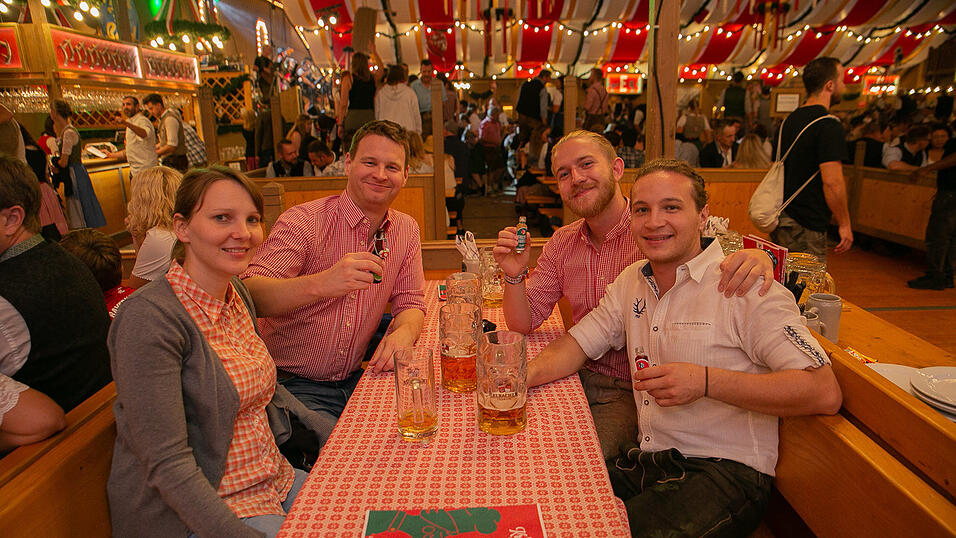Die Partybilder von Samstag, 20. August 2022, aus dem Festzelt Krönner.