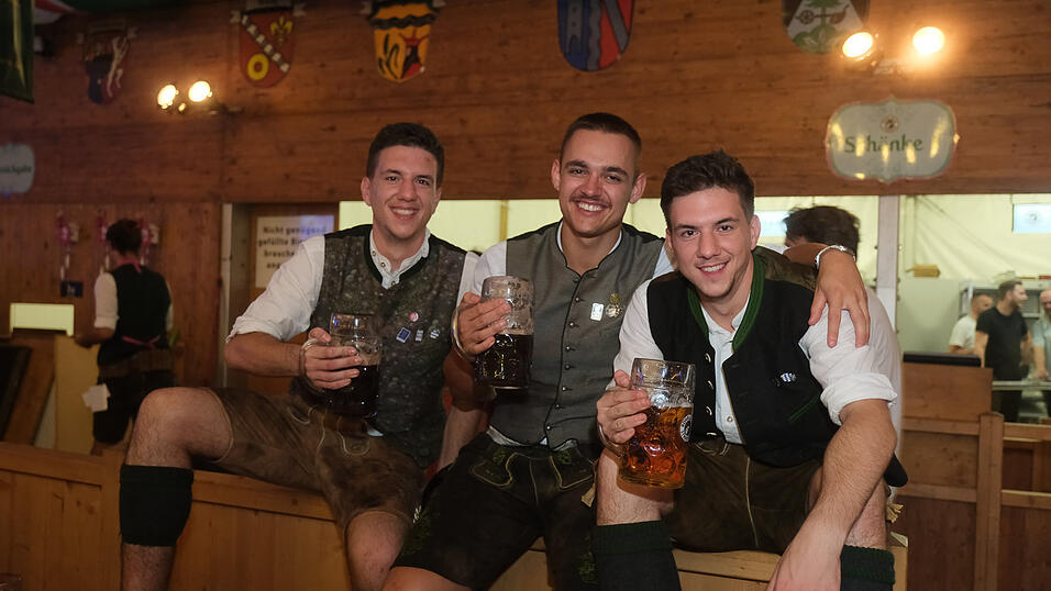 Die Partybilder vom Dienstag, 15. August 2023, aus dem Festzelt Weckmann.