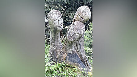 Den Sagenwald durchwandert man auf der dritten Etappe. Hier trifft man auf allerlei Fabelwesen.