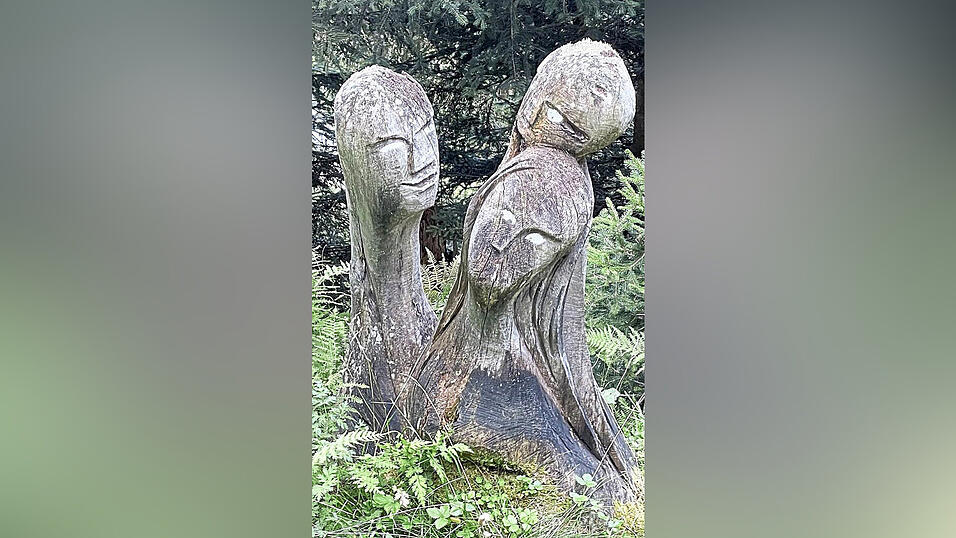 Den Sagenwald durchwandert man auf der dritten Etappe. Hier trifft man auf allerlei Fabelwesen. Den Sagenwald durchwandert man auf der dritten Etappe. Hier trifft man auf allerlei Fabelwesen.
