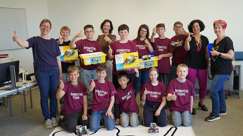 Die Robotik-Teams der Realschule schnitten bei der niederbayerischen Meisterschaft hervorragend ab.