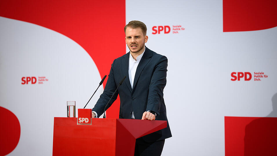 SPD-Generalsekret&auml;r Tim Kl&uuml;ssendorf will wieder st&auml;rker die Themen besetzen, die &bdquo;die Mitte der Gesellschaft betreffen&ldquo;. Im schwebt ein &bdquo;ABC&ldquo; aus Aufschwung, Bezahlbarkeit und Chancengleichheit vor.