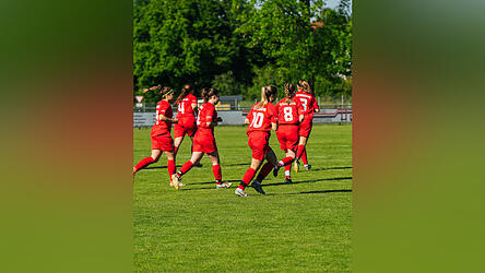 Die Frauen des FSV VfB Straubing im Einsatz.