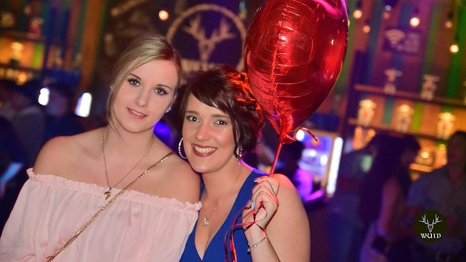 'Hoch die Hände, Wochenende' - so 'Wuid' wurde gefeiert in Straubing. 'Hoch die Hände, Wochenende' - so 'Wuid' wurde gefeiert in Straubing.