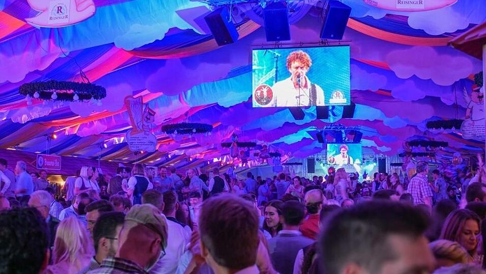 Impressionen aus dem Festzelt Reisinger aus dem Jahr 2019.