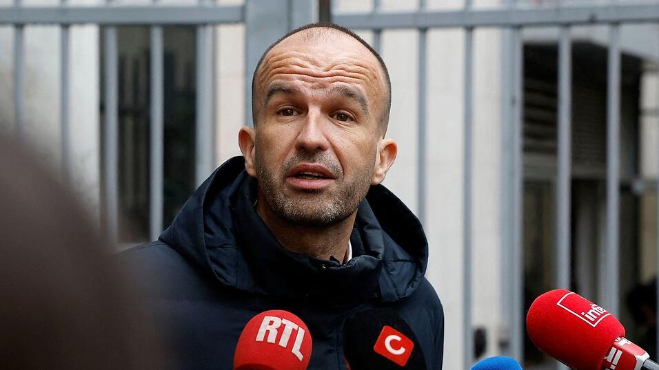 Die Linkspartei in Frankreich ger&auml;t nach dem gewaltsamen Tod eines rechten Aktivisten unter Druck.