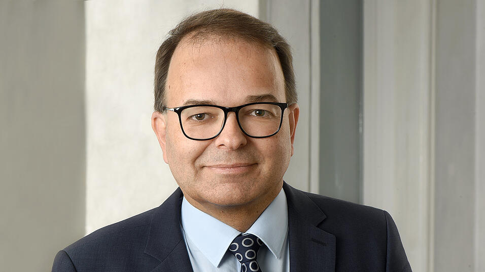 Die in der Gesellschaft durch die Pandemie entstandenen Fliehkräfte hält Frank Roselieb für gering. Die in der Gesellschaft durch die Pandemie entstandenen Fliehkräfte hält Frank Roselieb für gering.