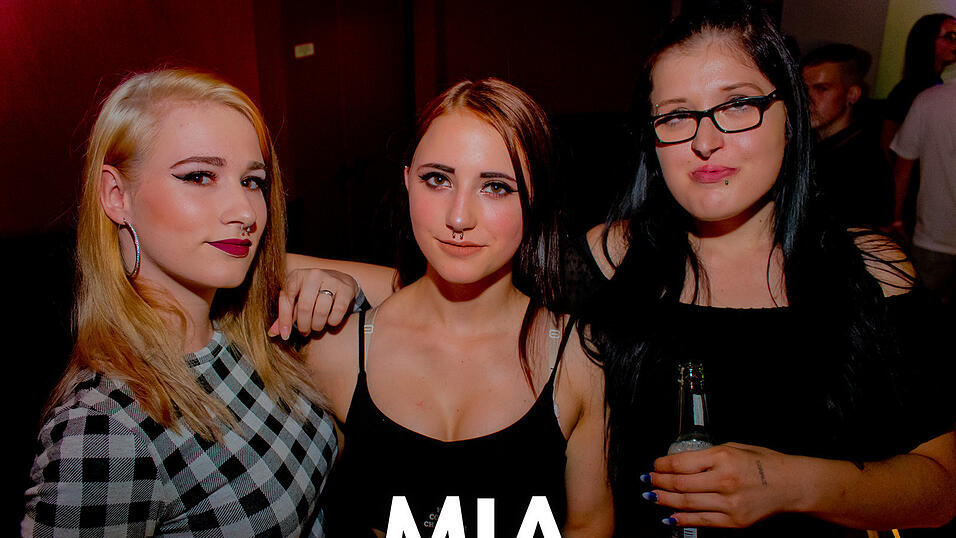 Beste Stimmung auf der Oberstufenparty im Mia Nightclub in Cham. Beste Stimmung auf der Oberstufenparty im Mia Nightclub in Cham.