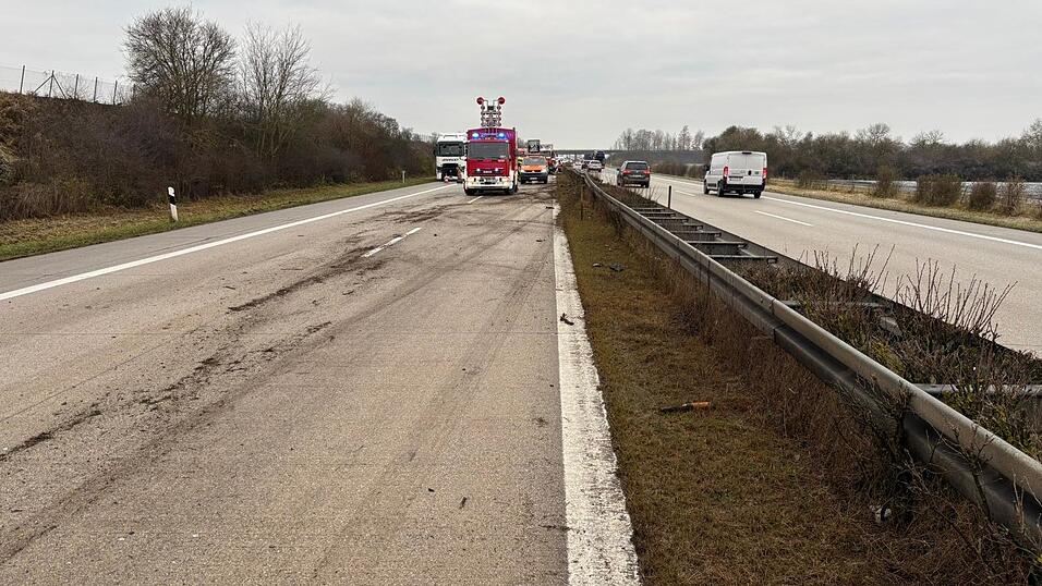 Am Donnerstagmorgen krachte es auf der A92 zwischen Wörth und Dingolfing. 