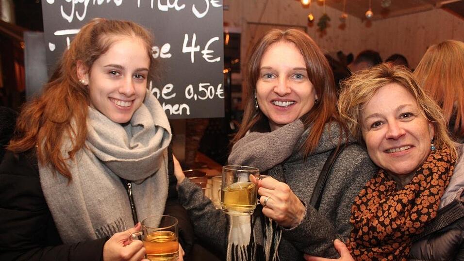 In Landshut lockten am Wochenende der Kunsthandwerkermarkt und die H&uuml;ttengaudi zahlreiche Besucher an.