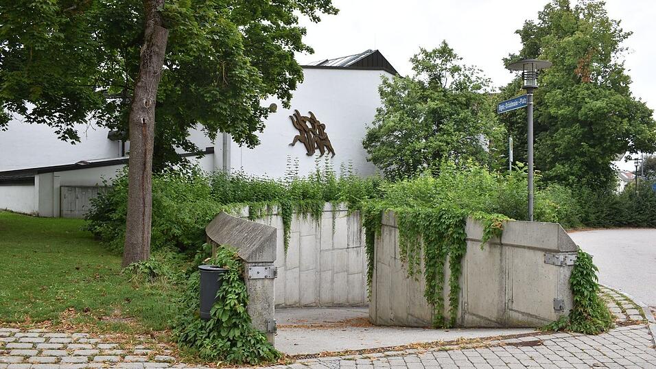 Unter der großen Turnhalle im sogenannten „Bunker“ scheint es eng zu werden. Immer mehr Bands wollen dort einen Probenraum belegen.